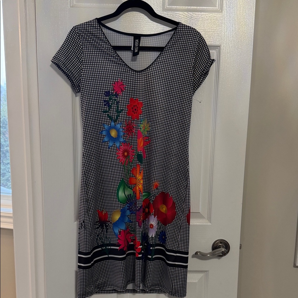 Miss Versa Dress